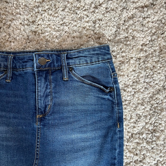 Universal Thread Jean Skirt Size 2 (26) - Picture 4 of 8